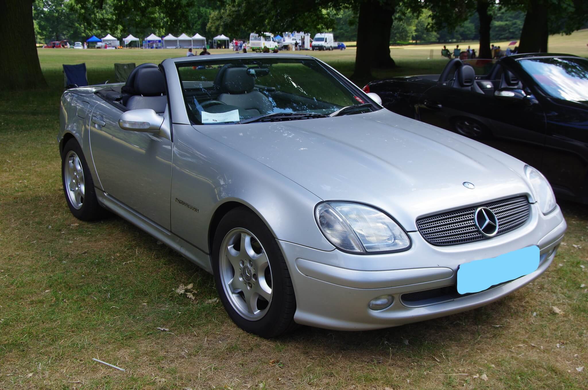 Mercedes Convertible wedding car in Kampala / Uganda