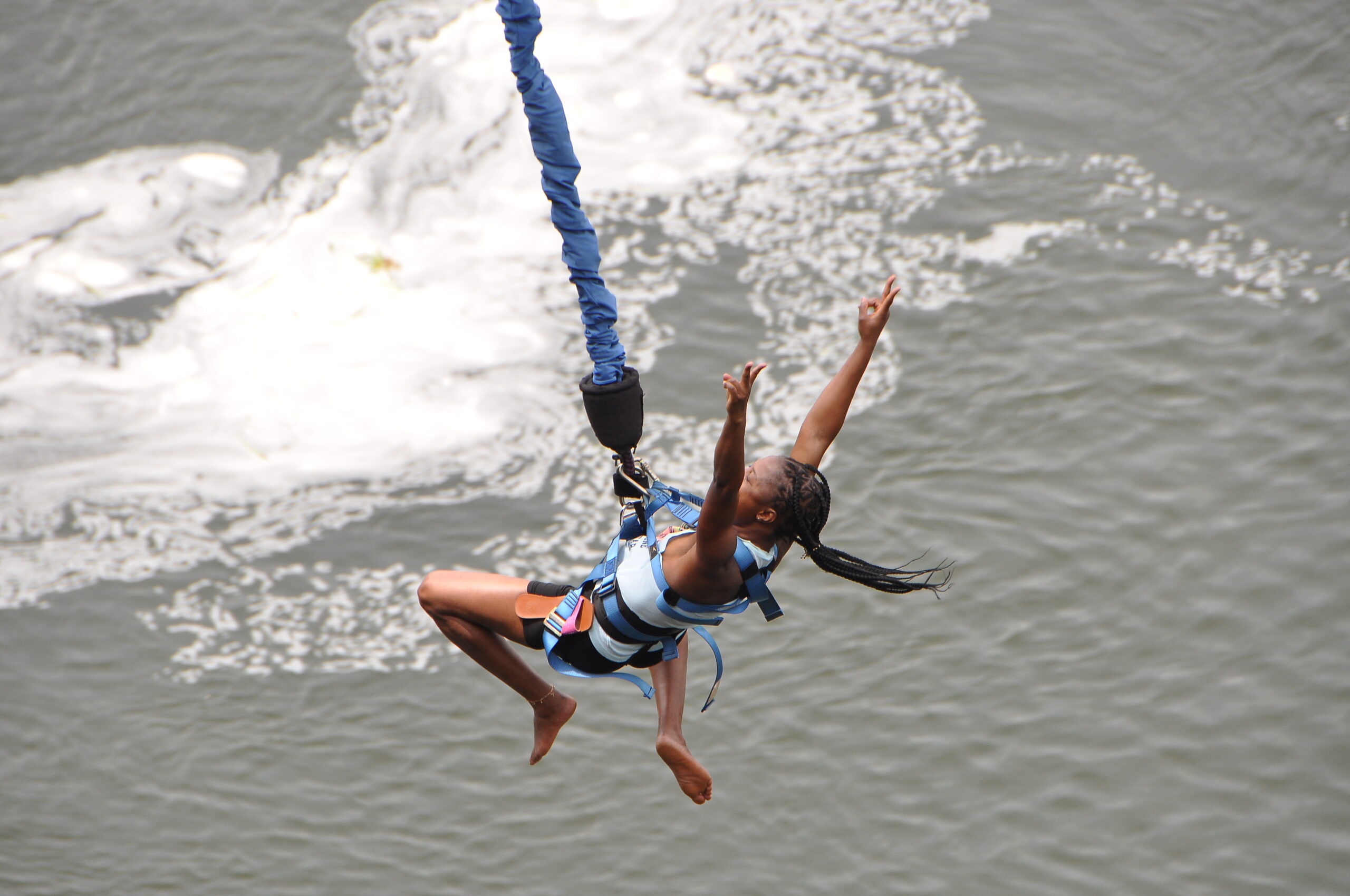 bungee jumping at source of the Nile river/4x4 Uganda car rentals