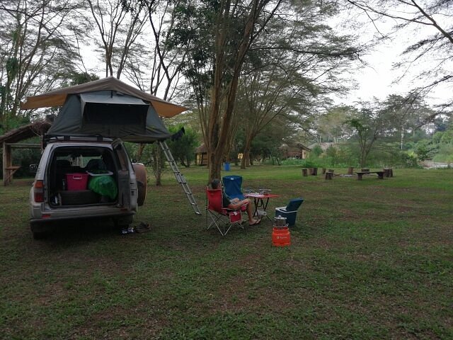 Book a 4×4 & Rooftop Tent Holiday in Uganda Book a 4x4 & Rooftop Tent Holiday in Uganda