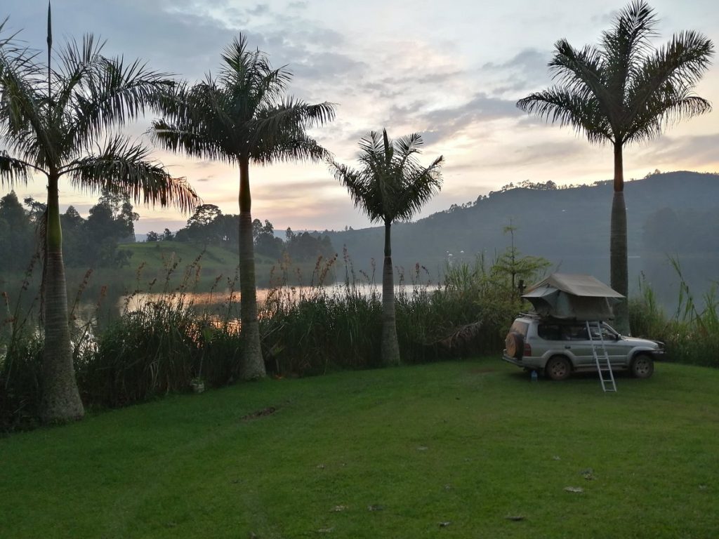  Rooftop Tent Holiday in Uganda