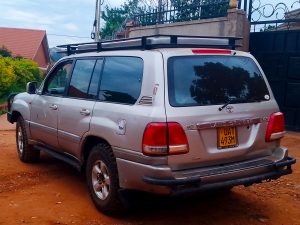 land-cruiser-v8-at-4x4-uganda-car-rentals