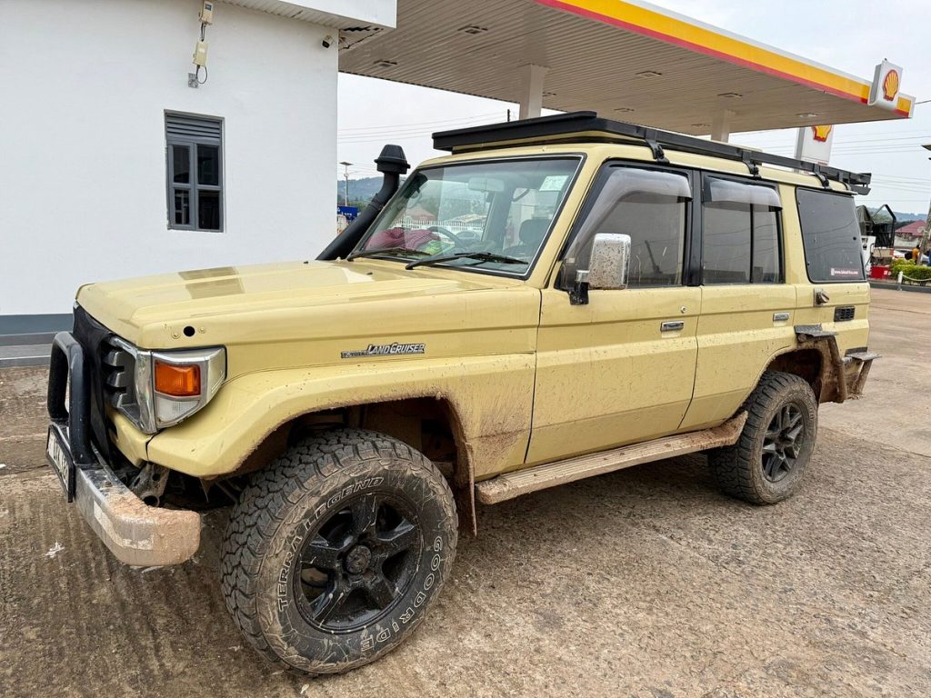 Affordable 4x4 Car Rentals in Uganda for Family & Safari Travel